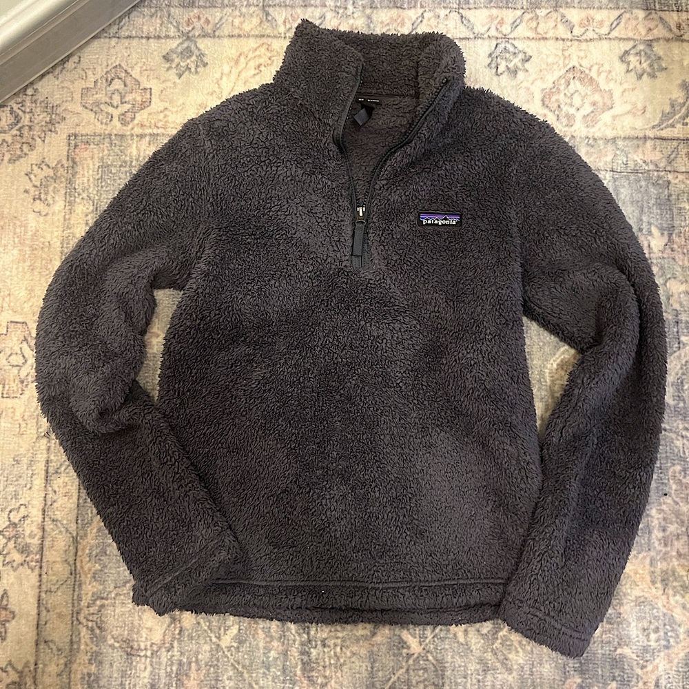 Fuzzy Gray Patagonia Quarterzip